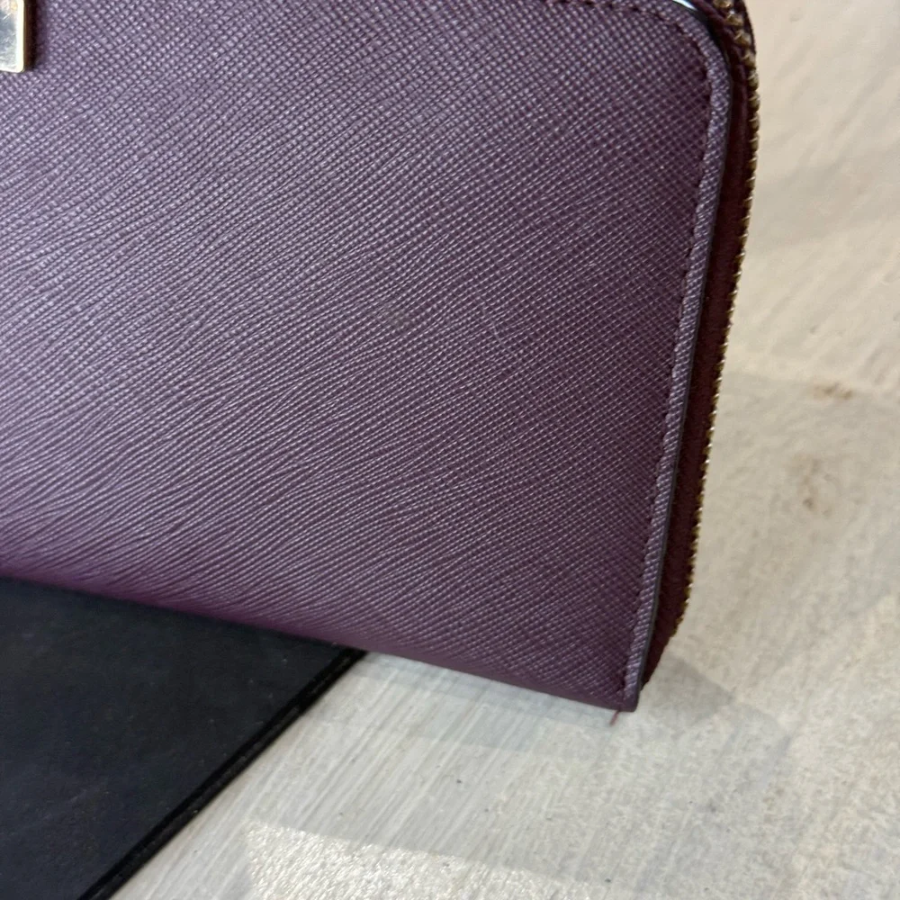 kate spade Plum Zip-Around Saffiano Wallet with Gold Hardware-NWOT